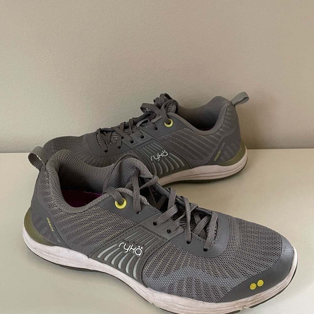 Ryka Women Grafik Flow Grey Sneaker Tennis Shoe Size 6 New Balance Insole